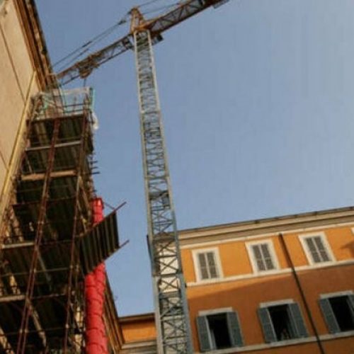 Superbonus, le nuove regole: cambiano le scadenze ma solo per gli edifici con più unità immobiliari